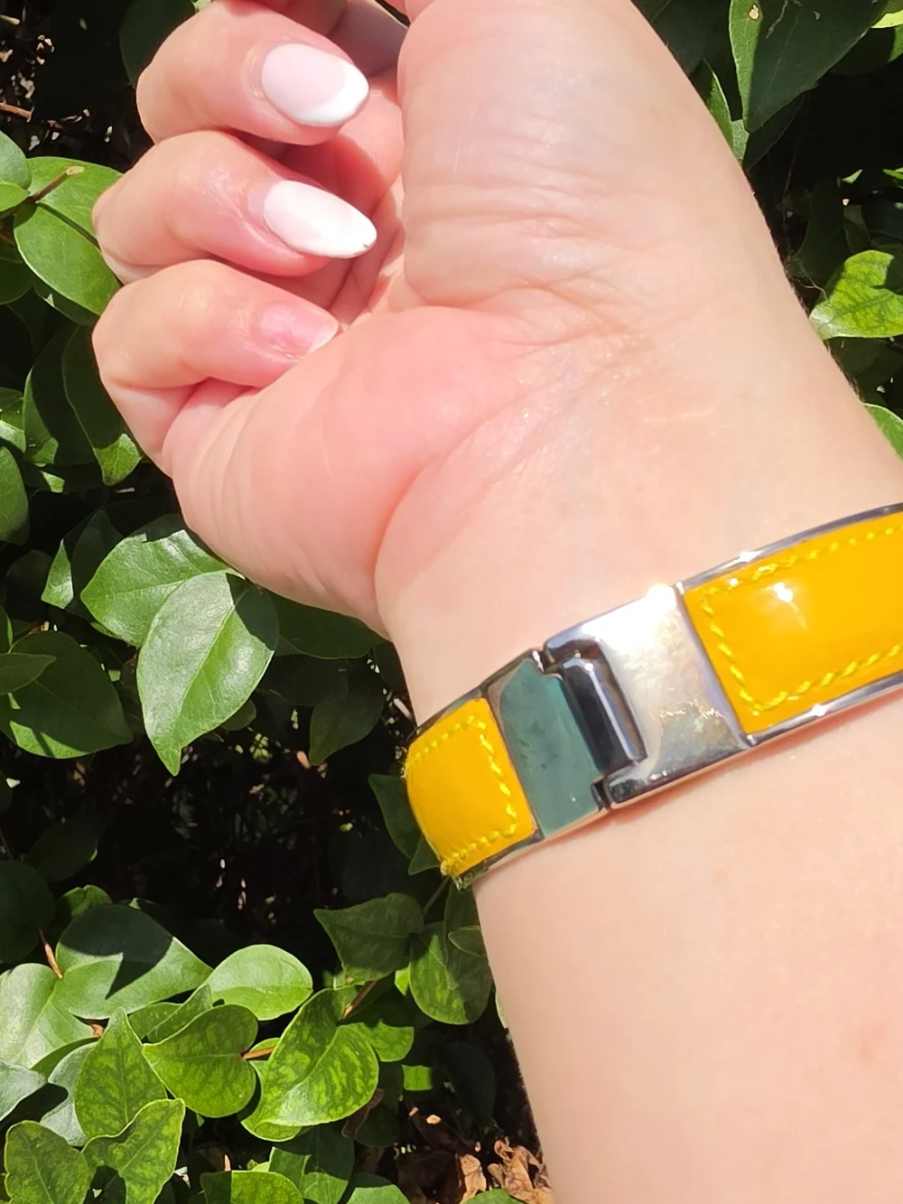 Gucci Leather G Hinge Bangle Mustard Color Silver-Tone Metal & Leather
